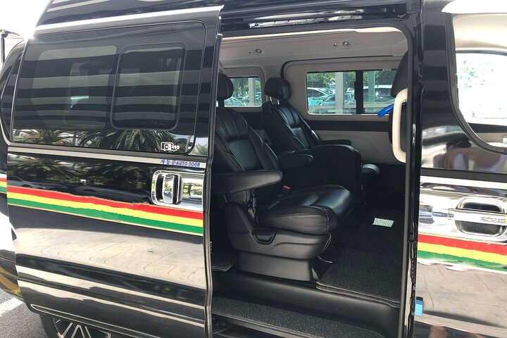Seoul: Private One-Way Transfers to/from Incheon Airport(ICN) - Photo 1 of 7